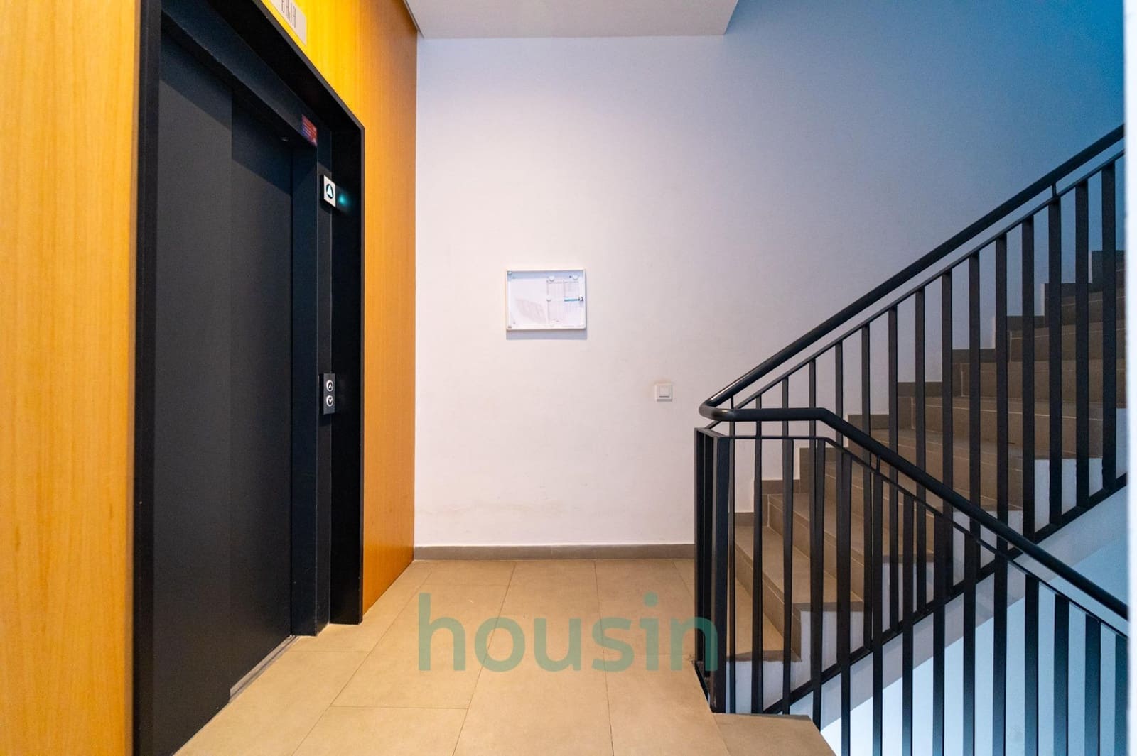 3 makuuhuone Asunto myytävänä paikassa Sevilla kaupunki mukana uima-altaan 
autotalli - 648 000 € (Ref: 9535943)