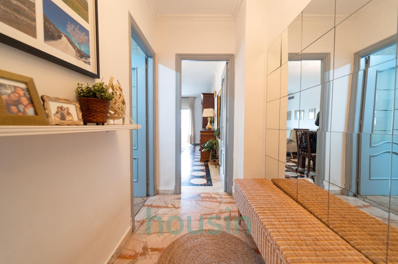 4 sovrum Lägenhet till salu i Sevilla stad med garage - 340 000 € (Ref: 9611548)