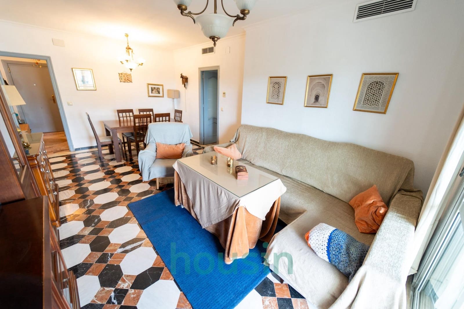 4 sovrum Lägenhet till salu i Sevilla stad med garage - 340 000 € (Ref: 9611548)