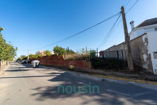 Tomt till salu i Montequinto, Dos Hermanas - 420 000 € (Ref: 9629990)