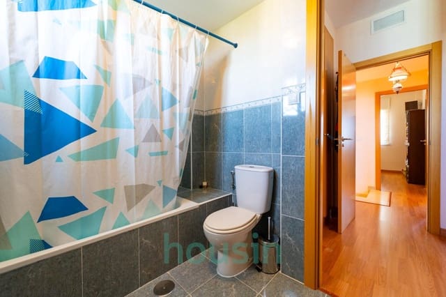 4 slaapkamer Rijtjeshuis te koop in Gerena - € 179.000 (Ref: 9629991)