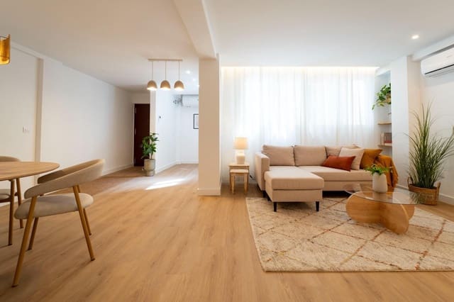 3 sovrum Lägenhet till salu i Tomares - 245 000 € (Ref: 9761989)