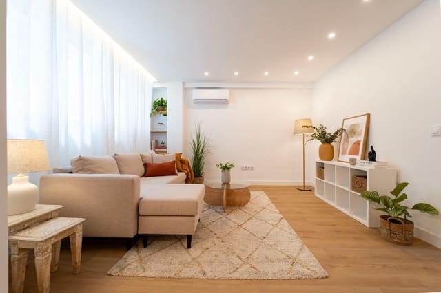 3 sovrum Lägenhet till salu i Tomares - 245 000 € (Ref: 9761989)