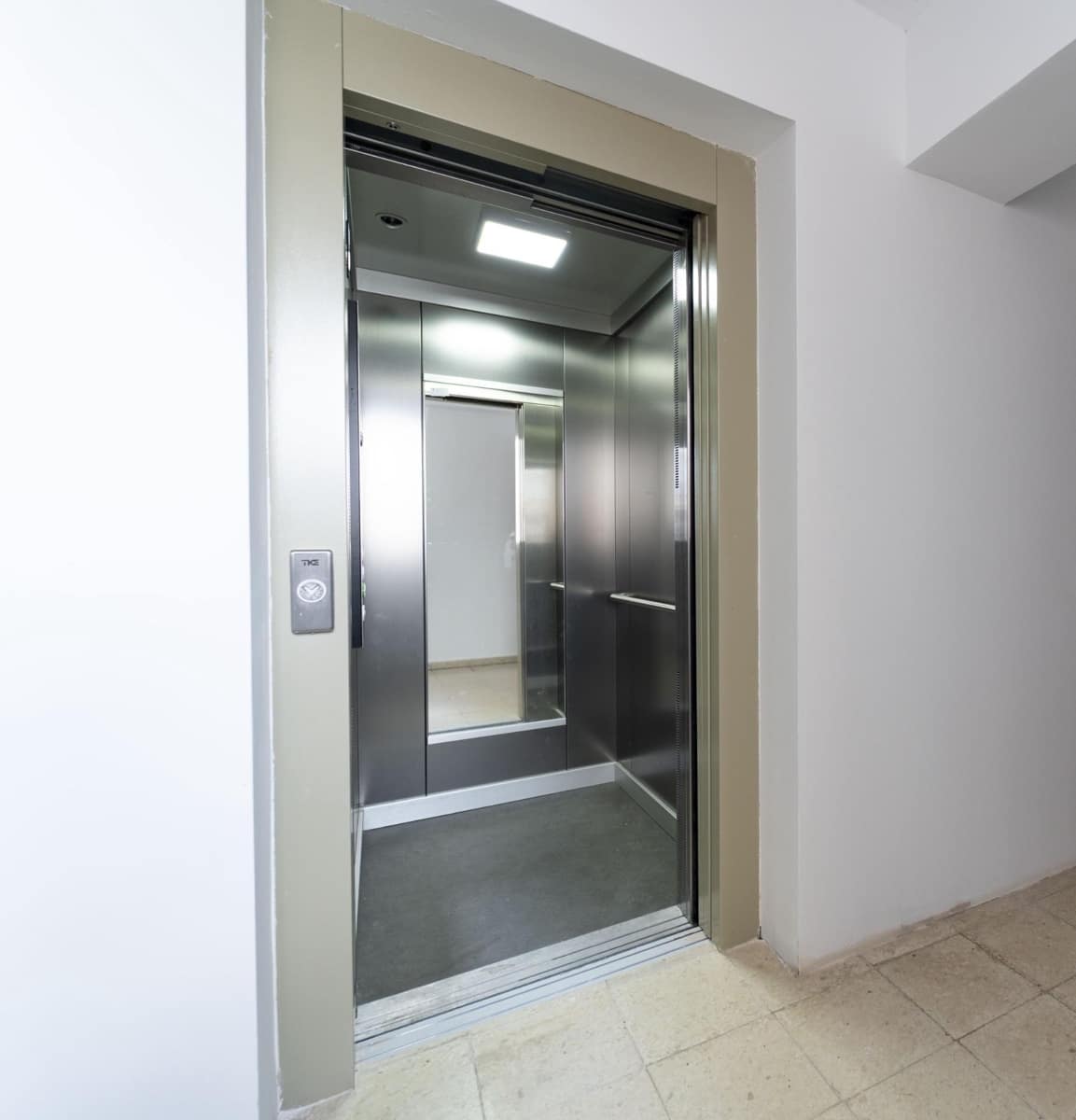 3 sovrum Lägenhet till salu i Tomares - 245 000 € (Ref: 9761989)