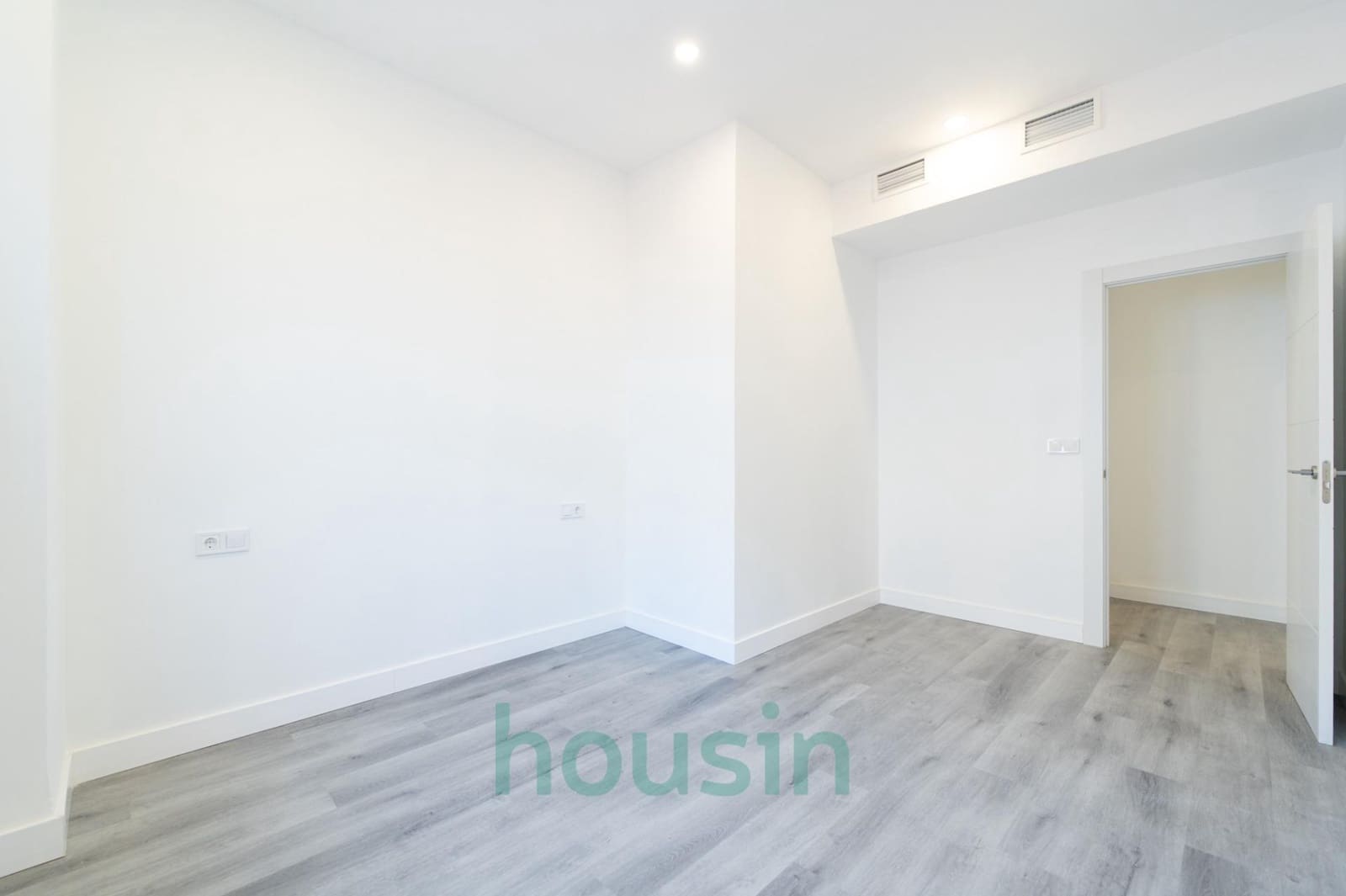 4 soverom Leilighet til salgs i Sevilla by - € 239 000 (Ref: 9761992)