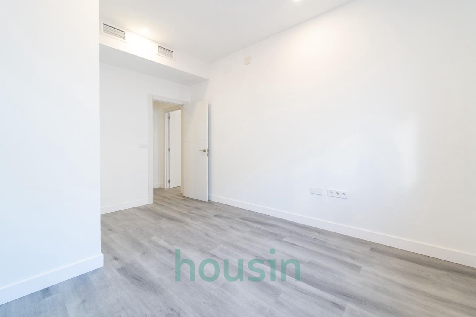 4 soverom Leilighet til salgs i Sevilla by - € 239 000 (Ref: 9761992)