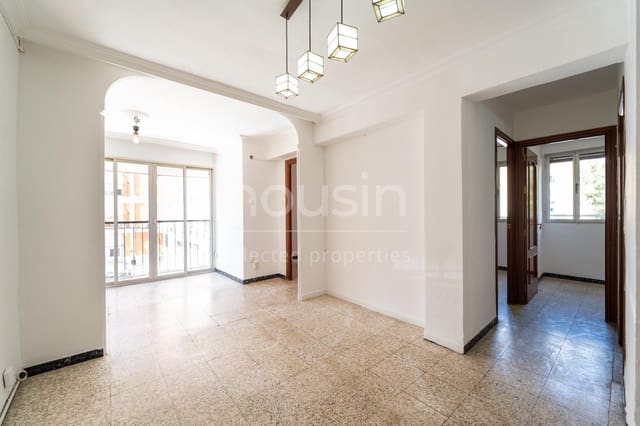 Piso de 3 habitaciones en Sevilla ciudad en venta - 240.000 € (Ref: 9806481)