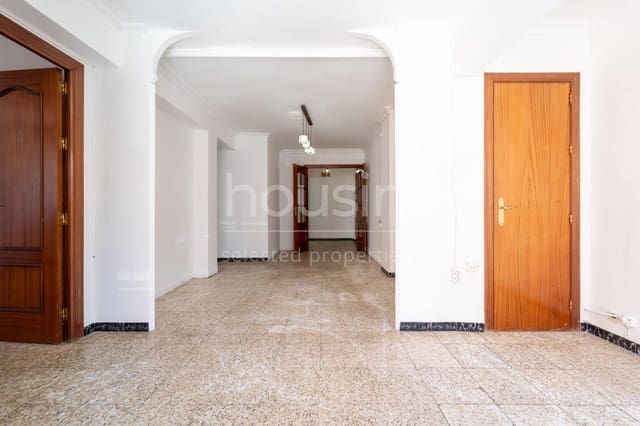 Piso de 3 habitaciones en Sevilla ciudad en venta - 240.000 € (Ref: 9806481)