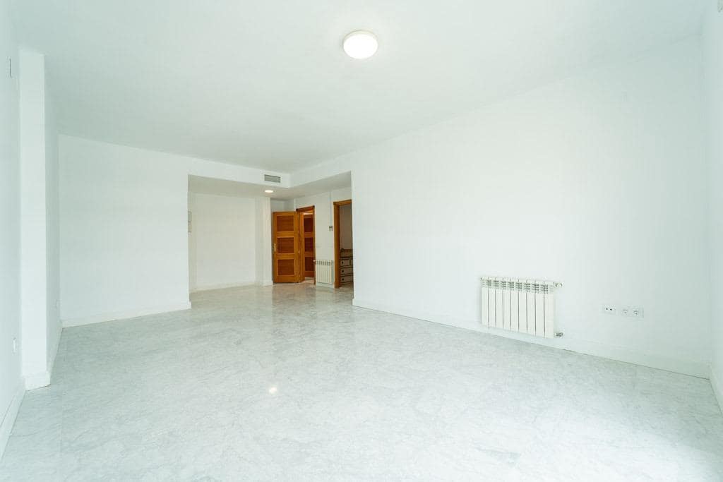 Piso de 2 habitaciones en Sevilla ciudad en venta - 660.000 € (Ref: 9811584)
