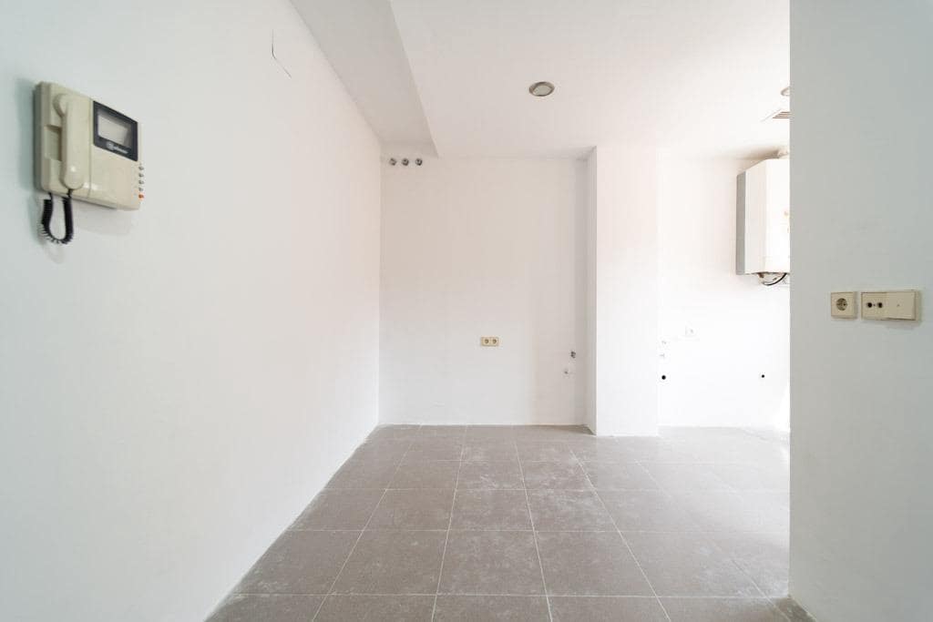 Piso de 2 habitaciones en Sevilla ciudad en venta - 660.000 € (Ref: 9811584)