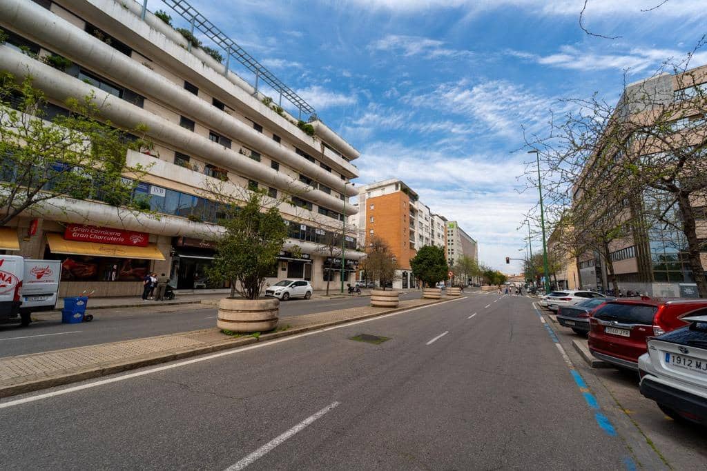 Piso de 2 habitaciones en Sevilla ciudad en venta - 660.000 € (Ref: 9811584)