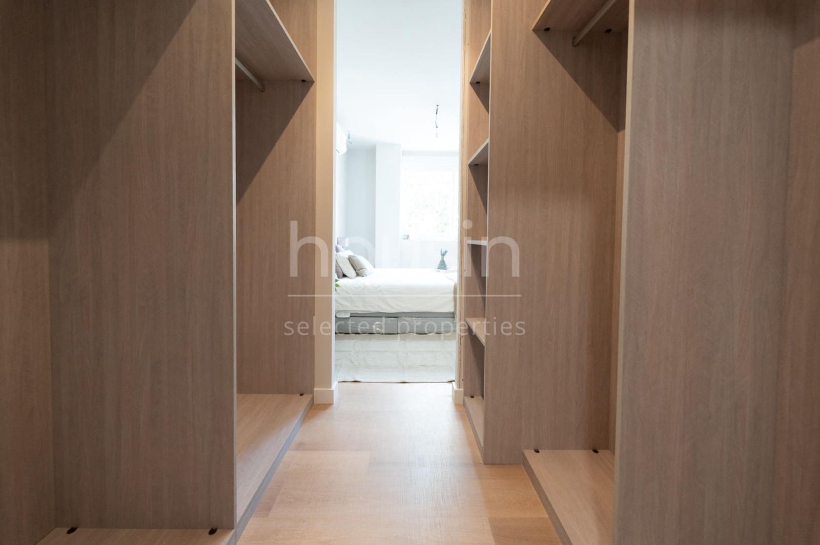 3 bedroom Flat for sale in Seville city with pool - € 336,000 (Ref: 9815855)