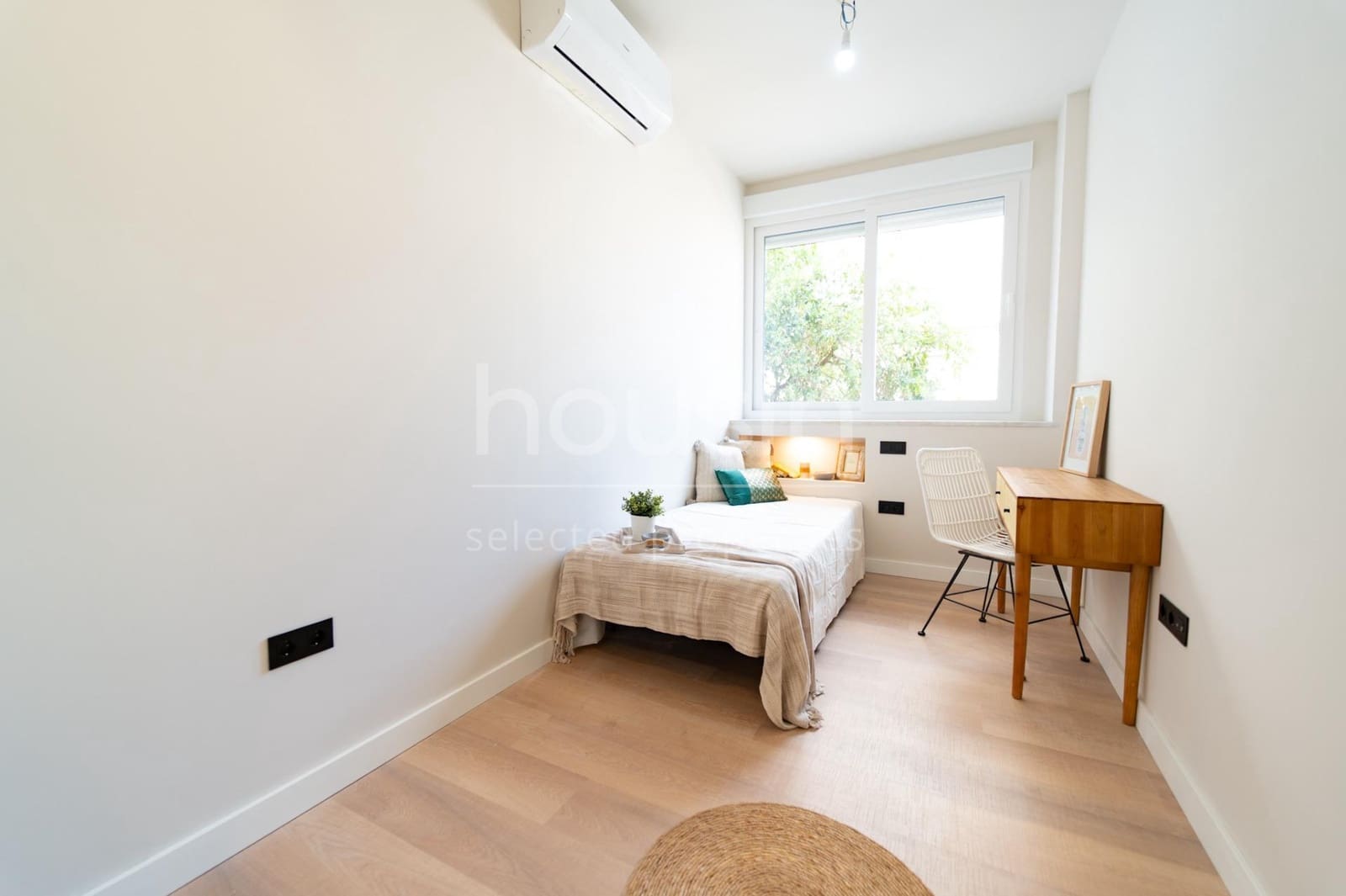 3 bedroom Flat for sale in Seville city with pool - € 336,000 (Ref: 9815855)