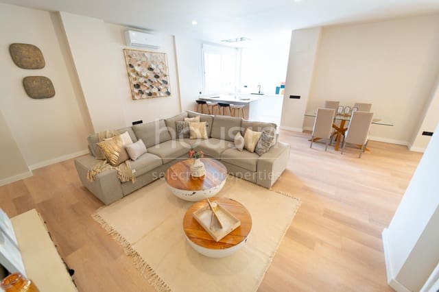 3 bedroom Flat for sale in Colores, Entreparques, Seville city with pool - € 336,000 (Ref: 9815855)