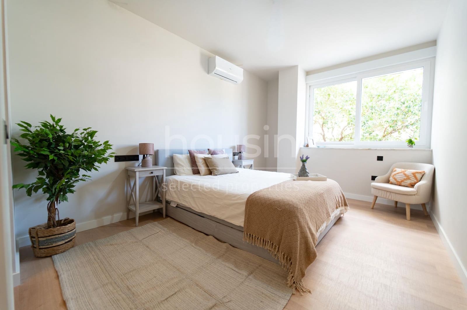 3 bedroom Flat for sale in Seville city with pool - € 336,000 (Ref: 9815855)