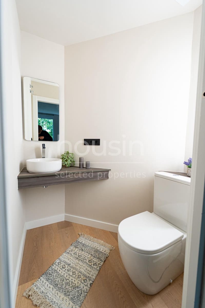 1 bedroom Flat for sale in Seville city with pool - € 195,000 (Ref: 9815856)