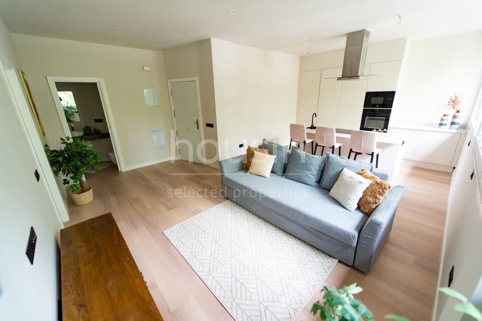 1 bedroom Flat for sale in Seville city with pool - € 195,000 (Ref: 9815856)