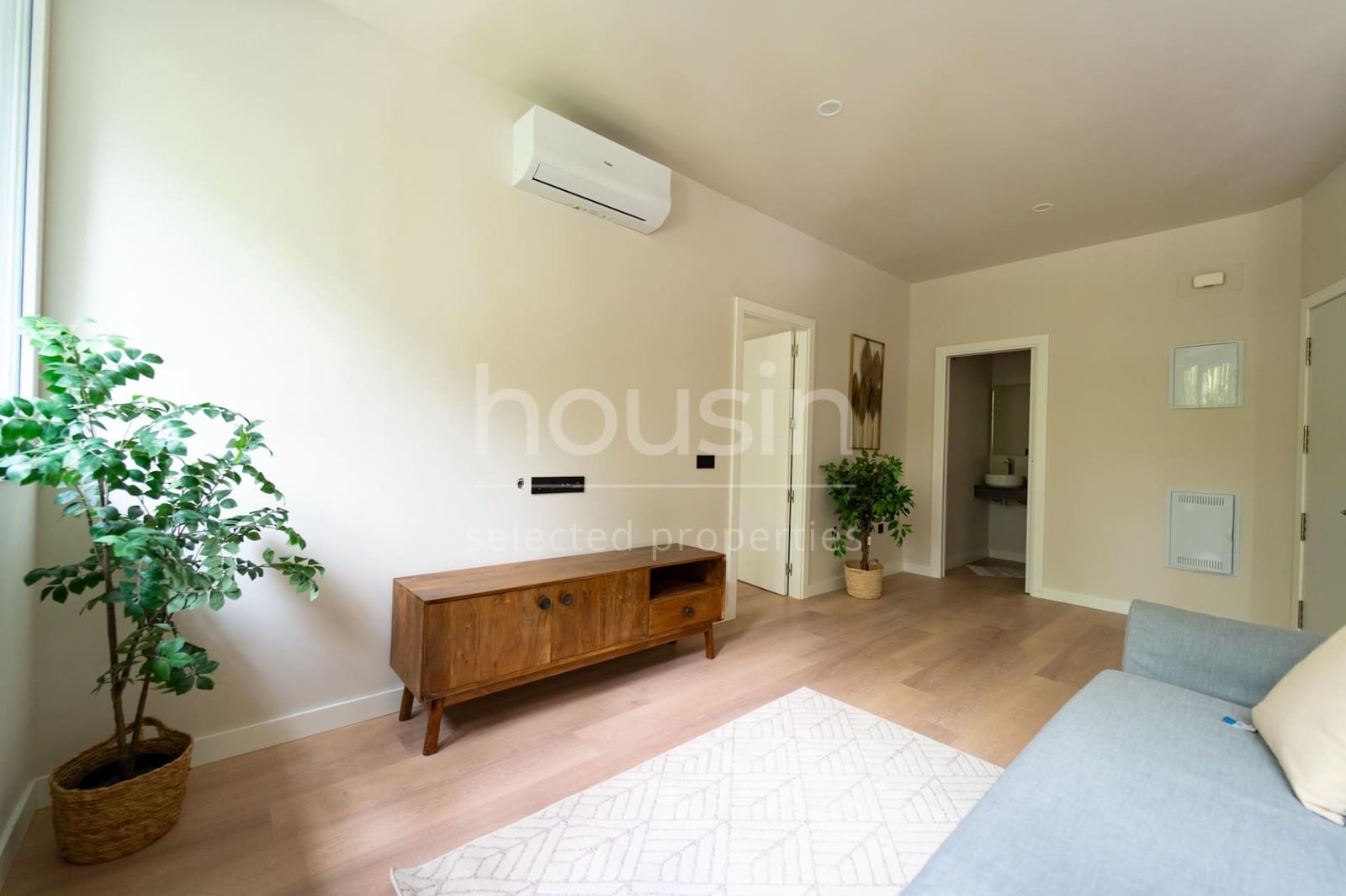 1 bedroom Flat for sale in Seville city with pool - € 195,000 (Ref: 9815856)