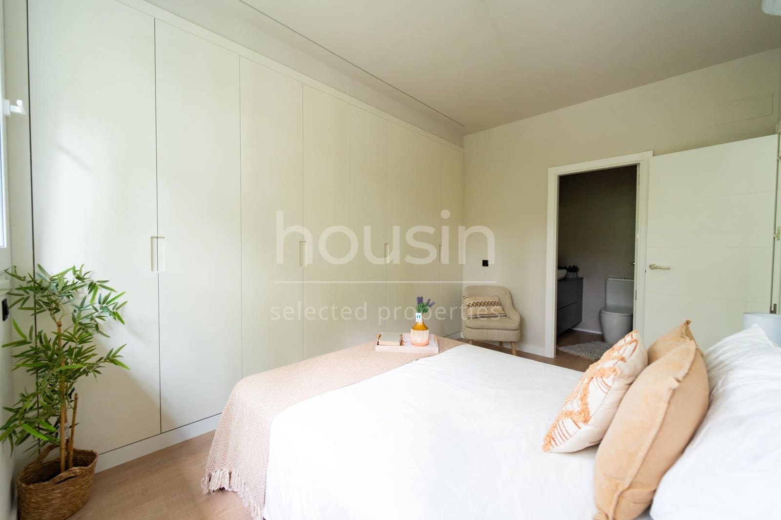 1 bedroom Flat for sale in Seville city with pool - € 195,000 (Ref: 9815856)