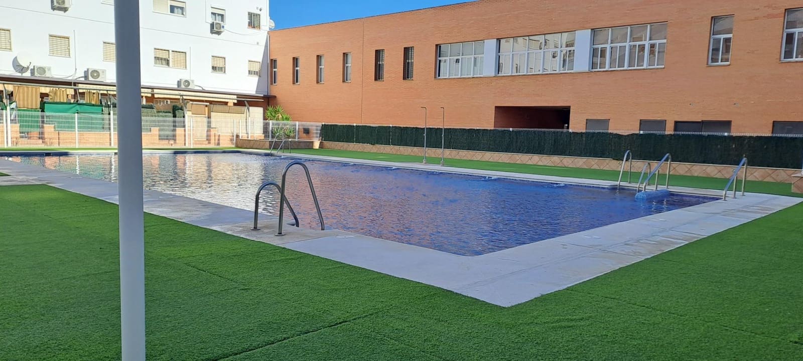 1 bedroom Flat for sale in Seville city with pool - € 195,000 (Ref: 9815856)