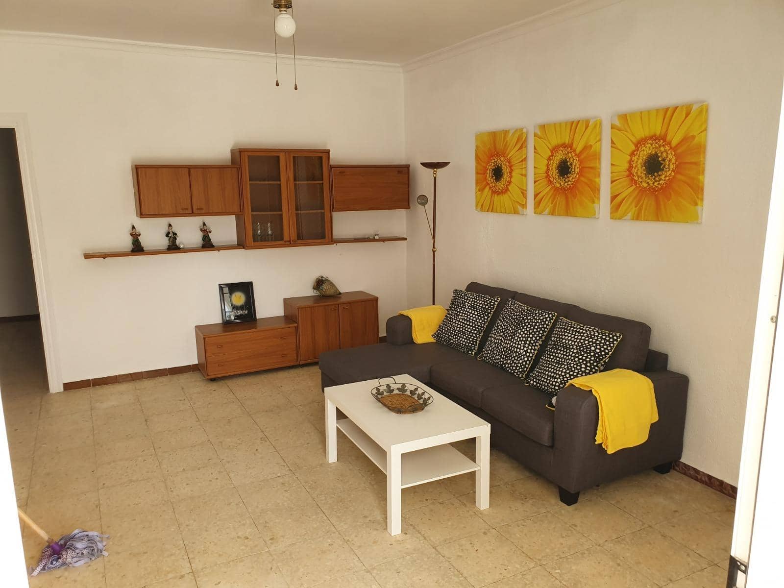 5 bedroom Apartment for sale in Carmona with pool garage - € 248,000 (Ref: 9851766)