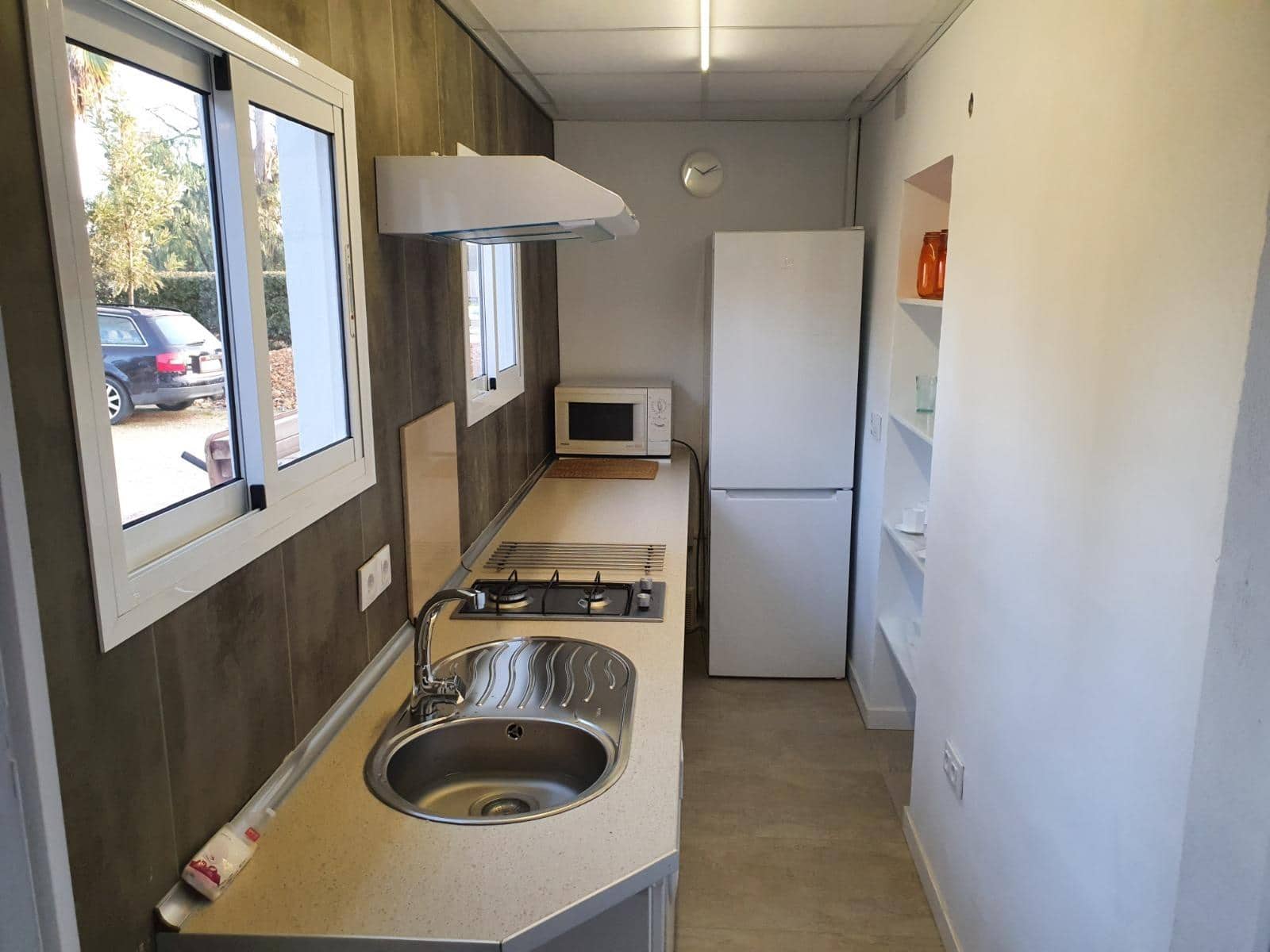 5 bedroom Apartment for sale in Carmona with pool garage - € 248,000 (Ref: 9851766)