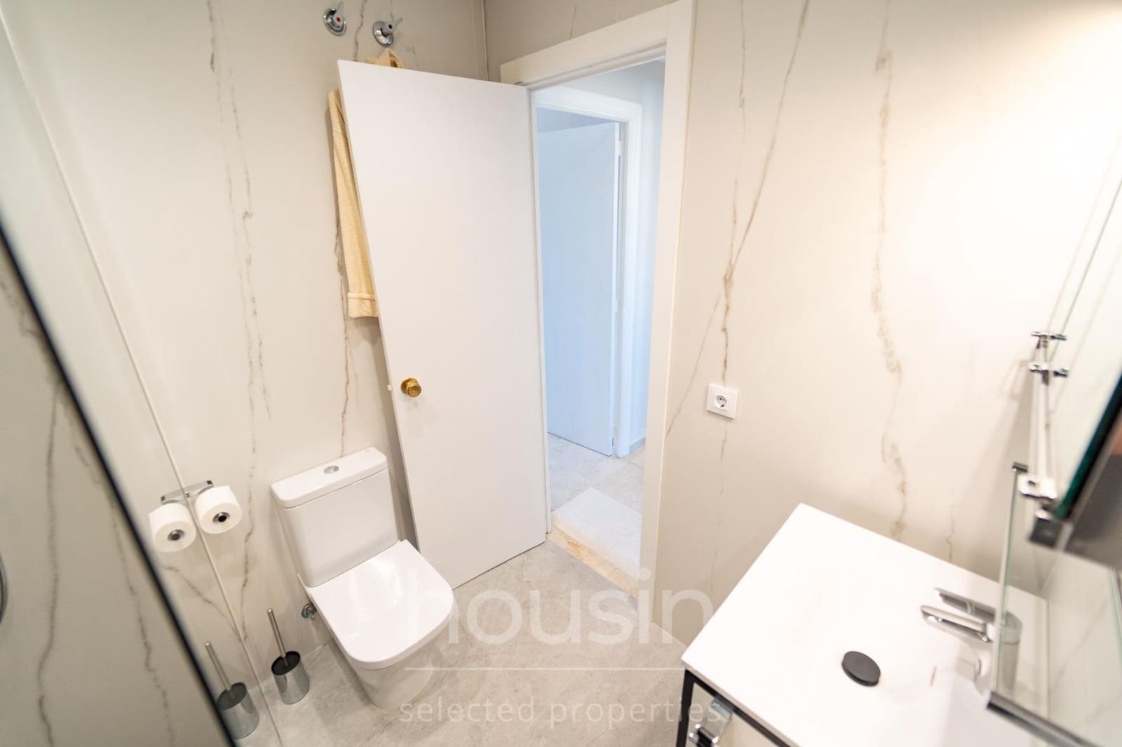 3 sovrum Lägenhet till salu i Sevilla stad med garage - 450 000 € (Ref: 9860108)