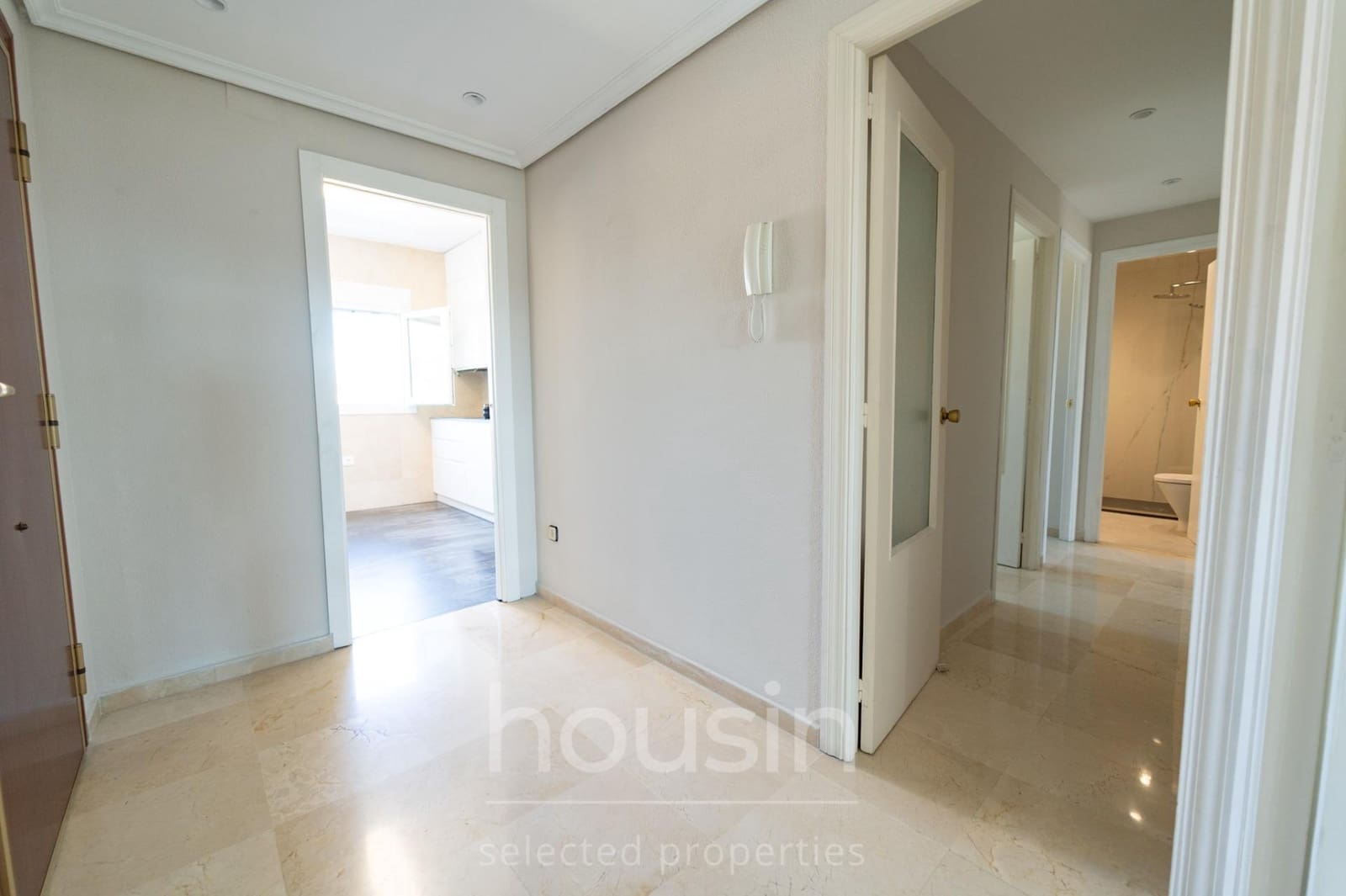 3 sovrum Lägenhet till salu i Sevilla stad med garage - 450 000 € (Ref: 9860108)
