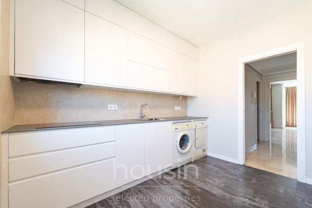 3 soverom Leilighet til salgs i Sevilla by med garasje - € 450 000 (Ref: 9860108)