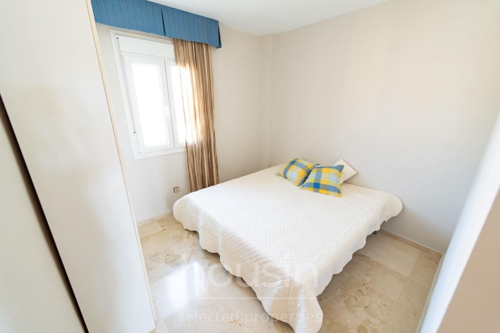 3 sovrum Lägenhet till salu i Sevilla stad med garage - 450 000 € (Ref: 9860108)