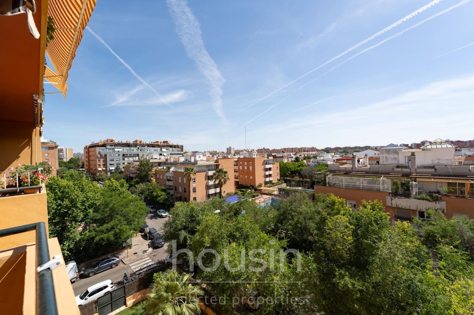 3 sovrum Lägenhet till salu i Sevilla stad med garage - 450 000 € (Ref: 9860108)