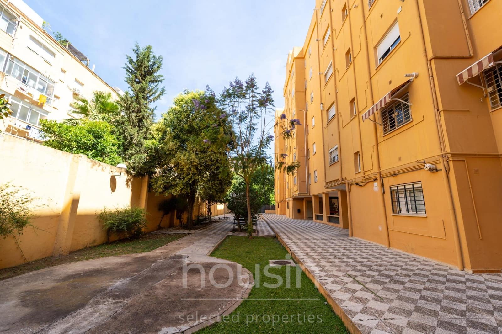 3 sovrum Lägenhet till salu i Sevilla stad med garage - 450 000 € (Ref: 9860108)