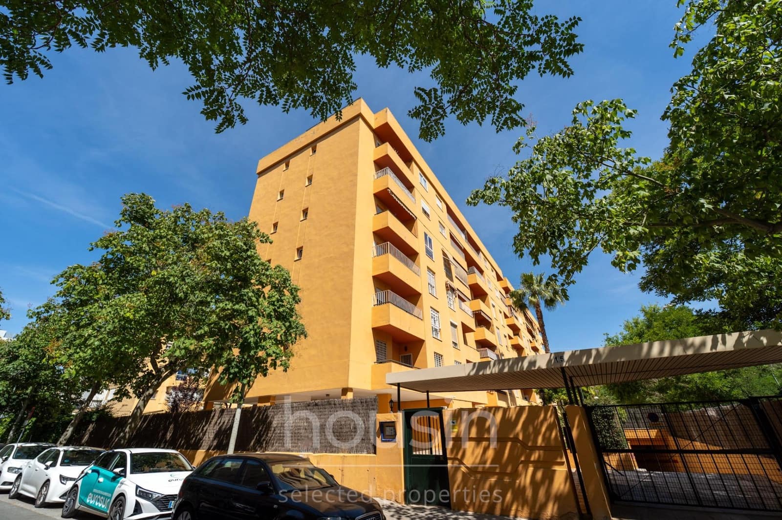 3 sovrum Lägenhet till salu i Sevilla stad med garage - 450 000 € (Ref: 9860108)