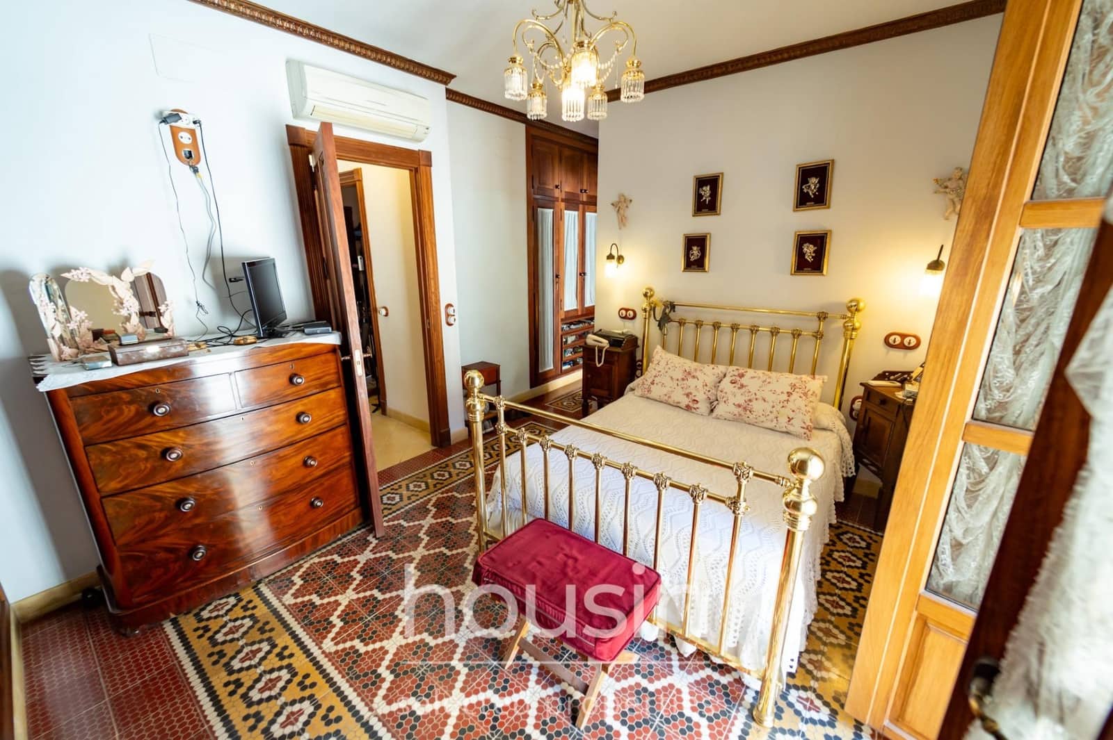 4 makuuhuone Omakotitalo myytävänä paikassa Sevilla kaupunki - 1 100 000 € (Ref: 9954247)