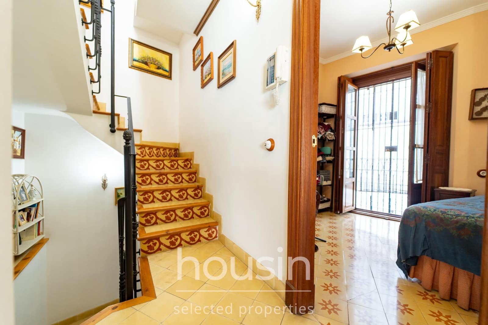 4 makuuhuone Omakotitalo myytävänä paikassa Sevilla kaupunki - 1 100 000 € (Ref: 9954247)