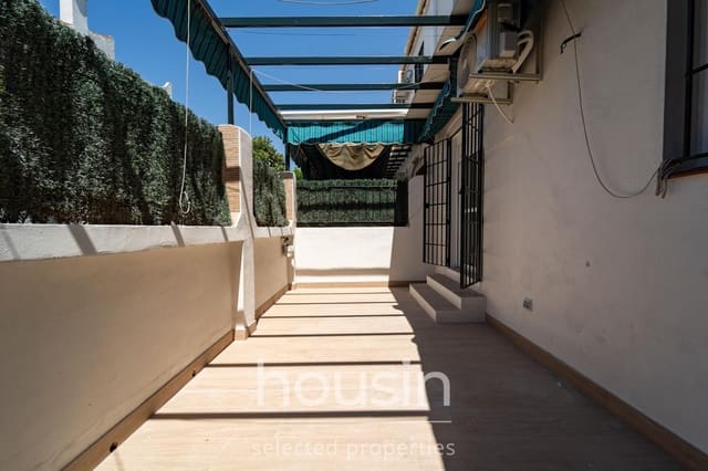 4 soveværelse Byhus til salg i Mairena del Aljarafe med swimmingpool garage - € 408.000 (Ref: 9966672)