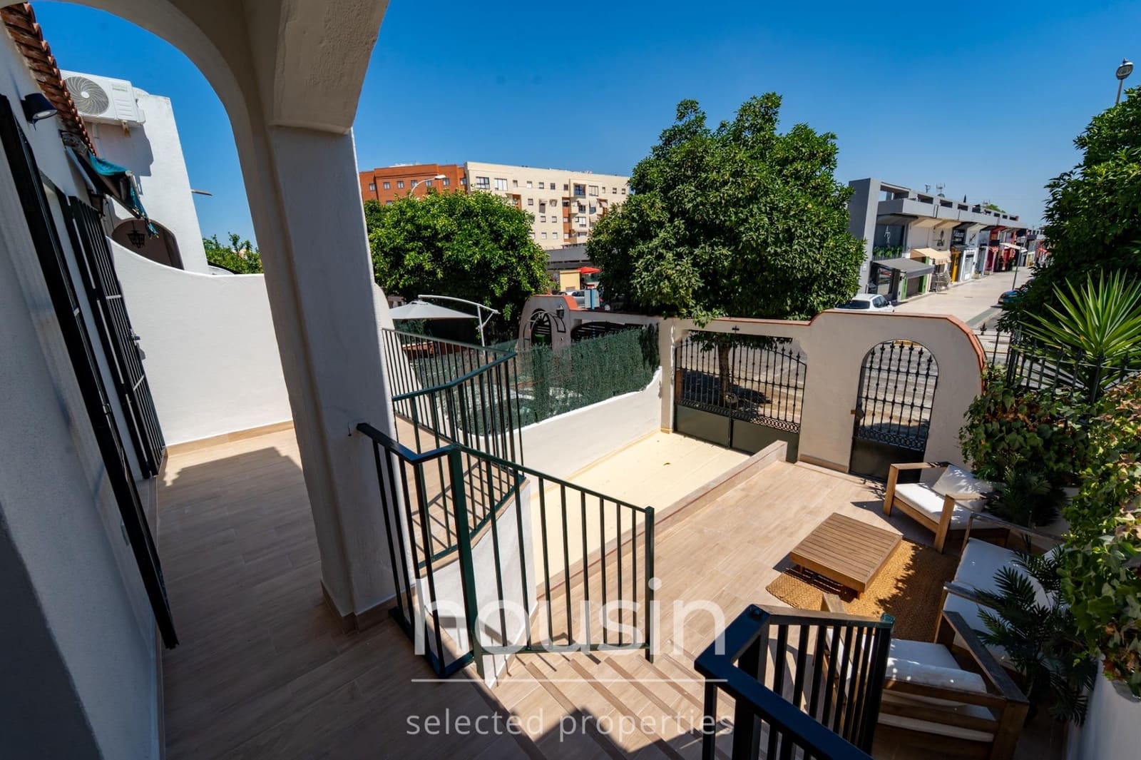 4 camera da letto Casa in vendita in Mairena del Aljarafe con piscina garage - 408.000 € (Rif: 9966672)