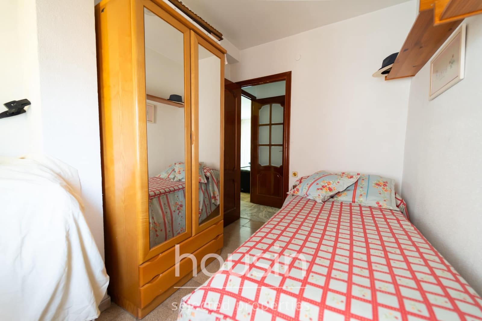 4 bedroom Flat for sale in Seville city - € 318,000 (Ref: 9990737)
