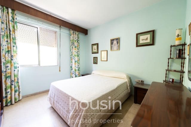 4 slaapkamer Flat te koop in Nervión, Sevilla stad - € 318.000 (Ref: 9990737)