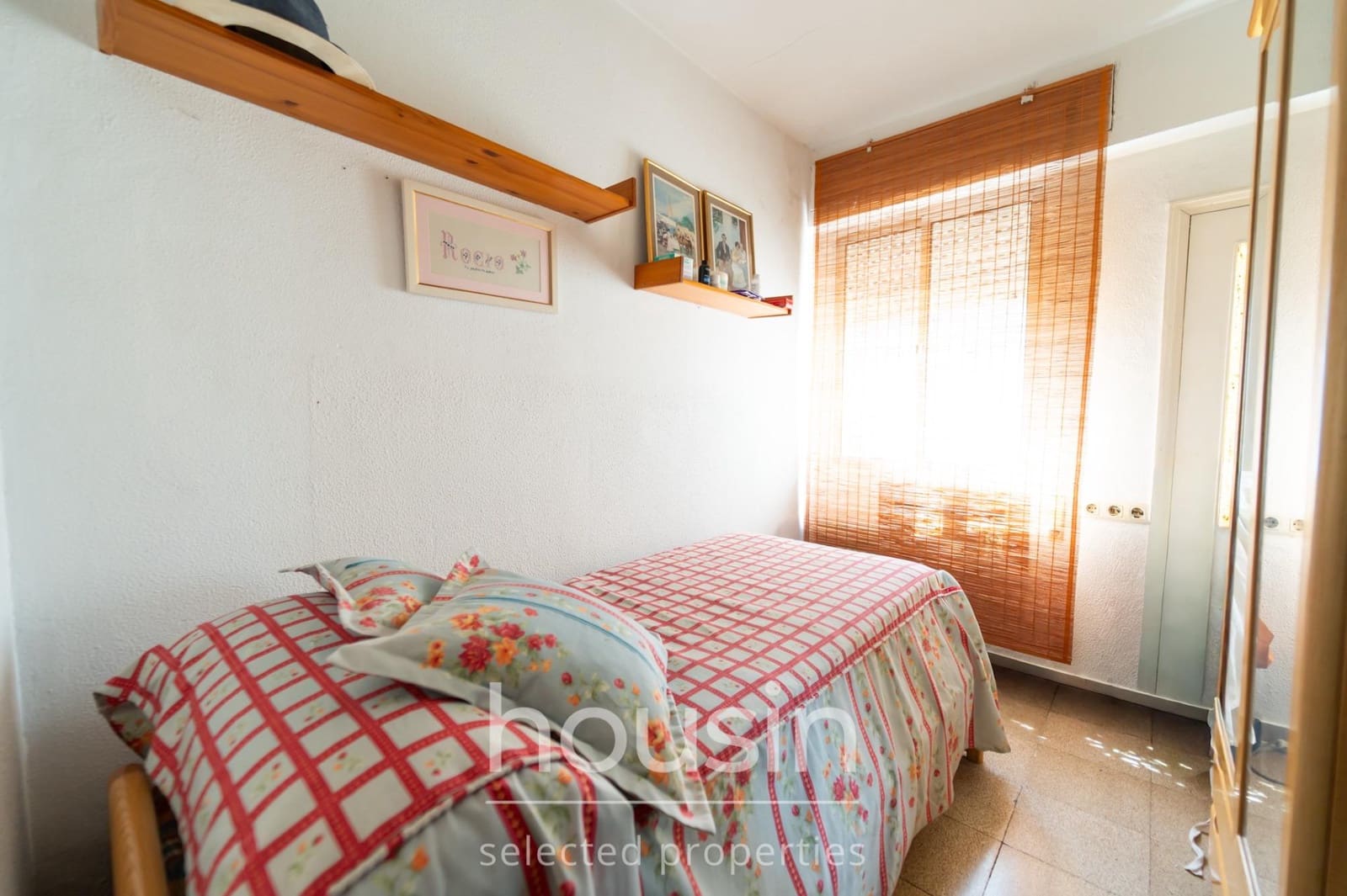 4 bedroom Flat for sale in Seville city - € 318,000 (Ref: 9990737)