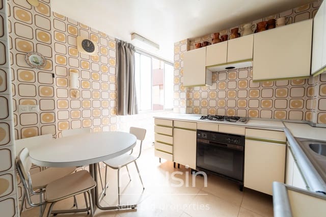 4 slaapkamer Flat te koop in Nervión, Sevilla stad - € 318.000 (Ref: 9990737)