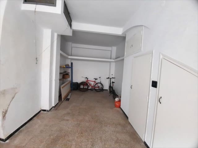 Commercial for sale in Alzira - € 40,000 (Ref: 9505947)