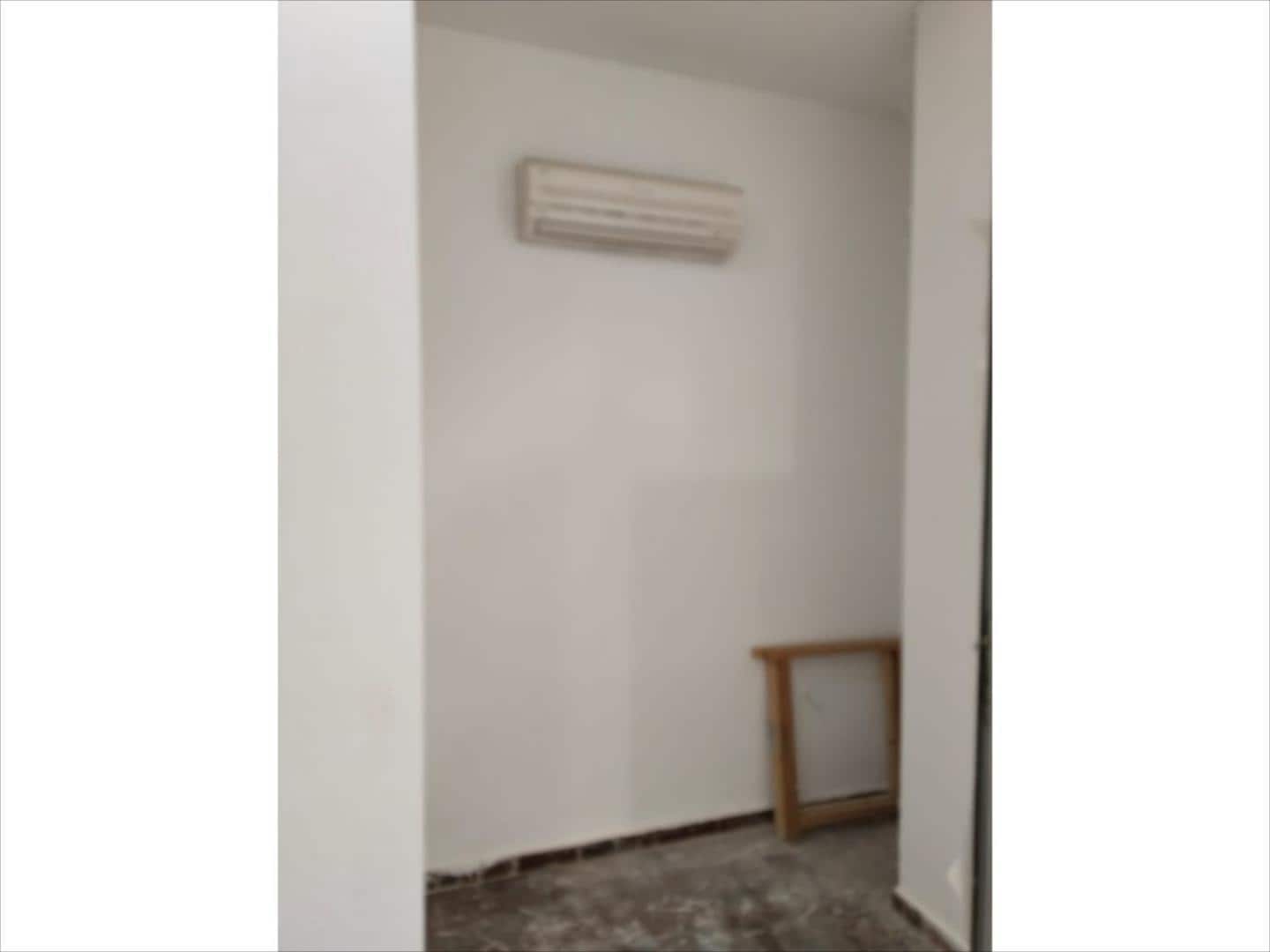 Erhverv til salg i Alzira - € 95.000 (Ref: 9505948)