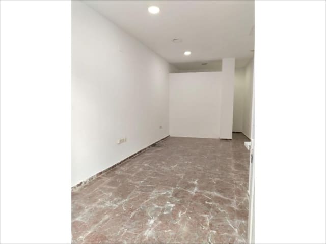 Erhverv til salg i Alzira - € 95.000 (Ref: 9505948)