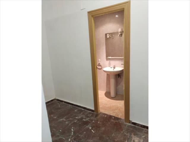 Erhverv til salg i Alzira - € 95.000 (Ref: 9505948)