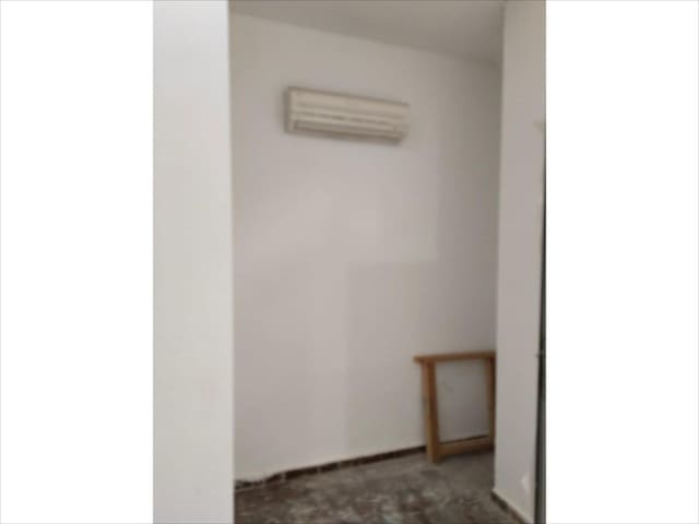 Erhverv til salg i Alzira - € 95.000 (Ref: 9505948)