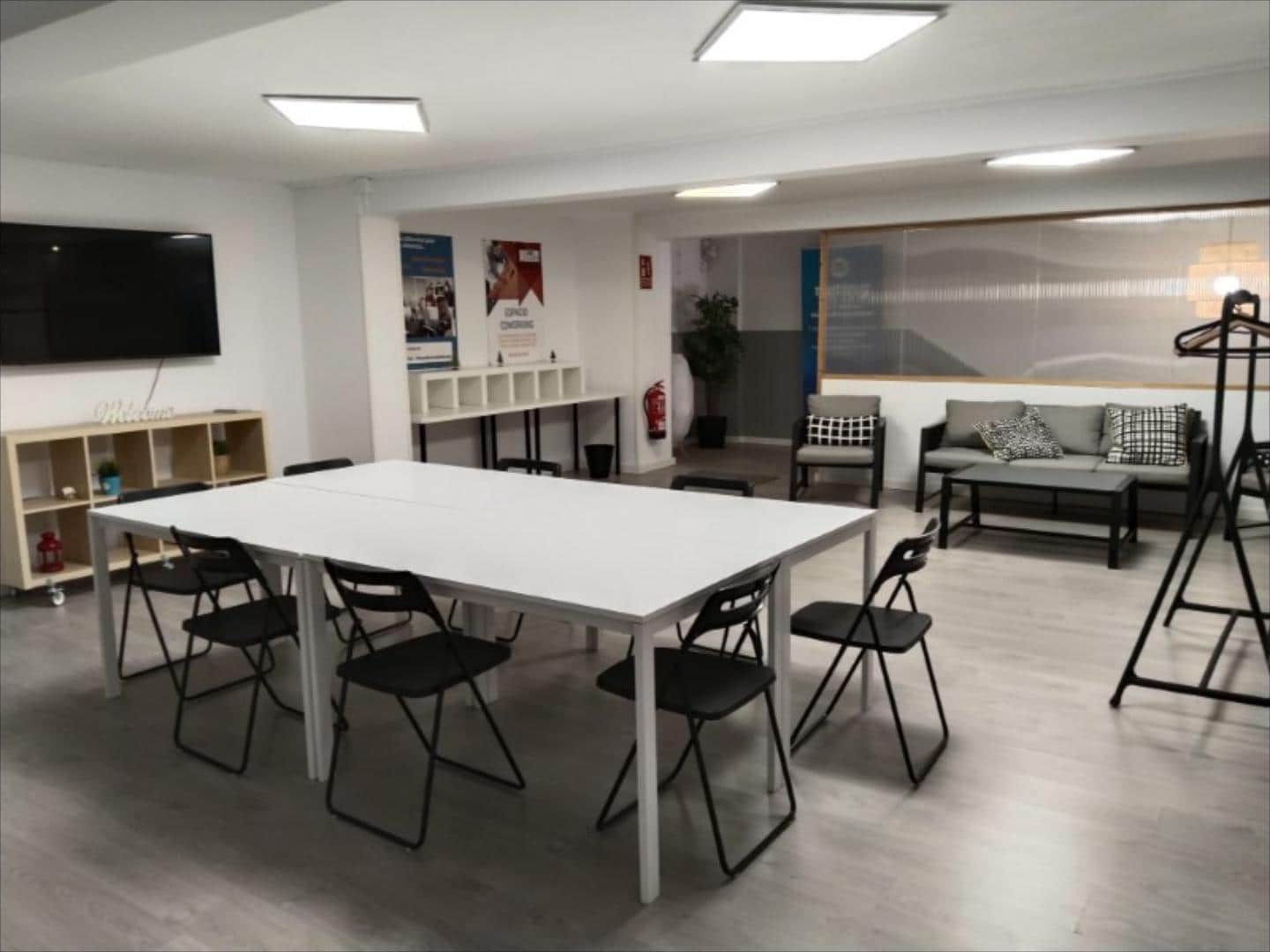 Office for sale in Alzira - € 155,000 (Ref: 9505950)