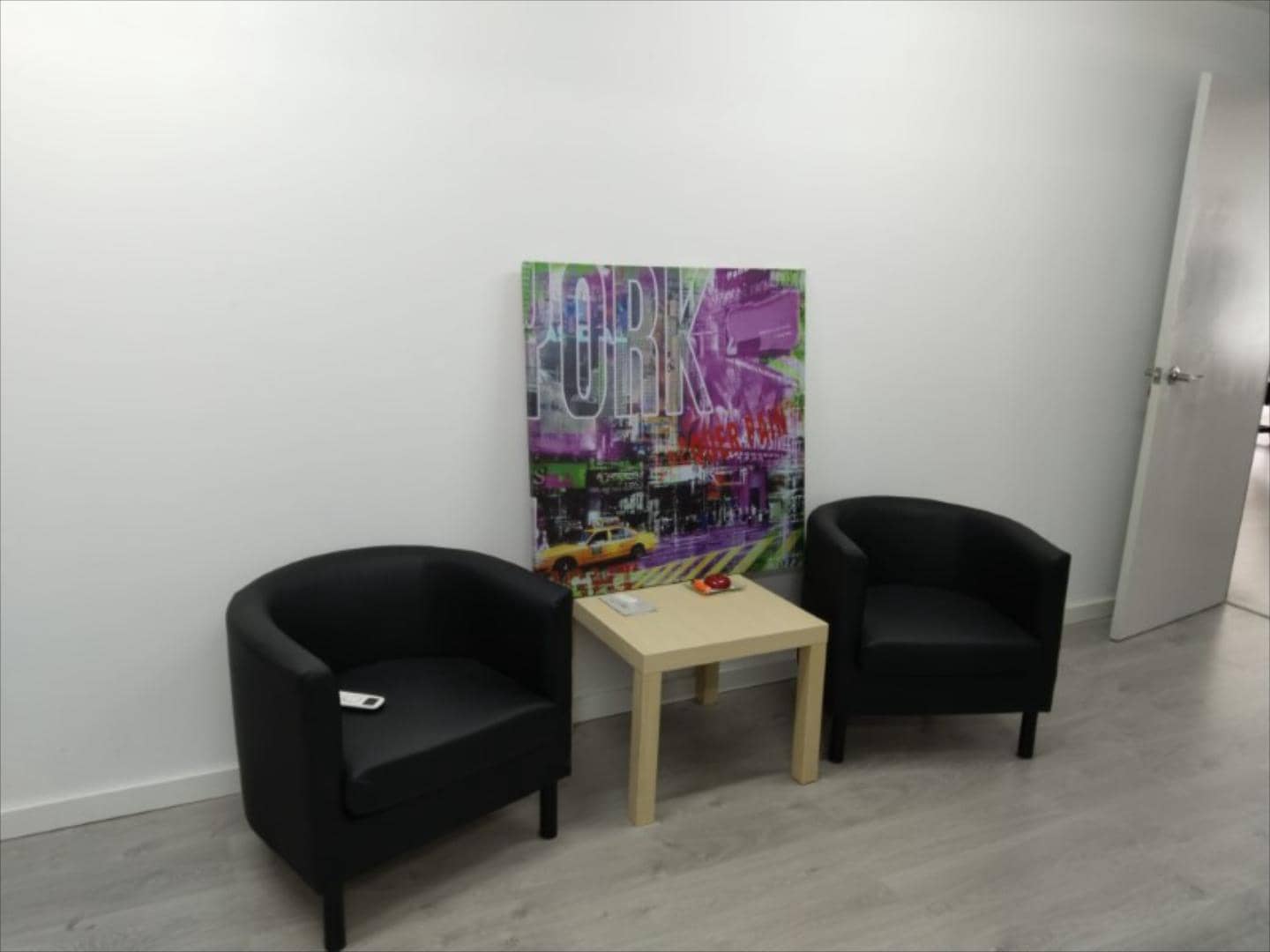 Office for sale in Alzira - € 155,000 (Ref: 9505950)