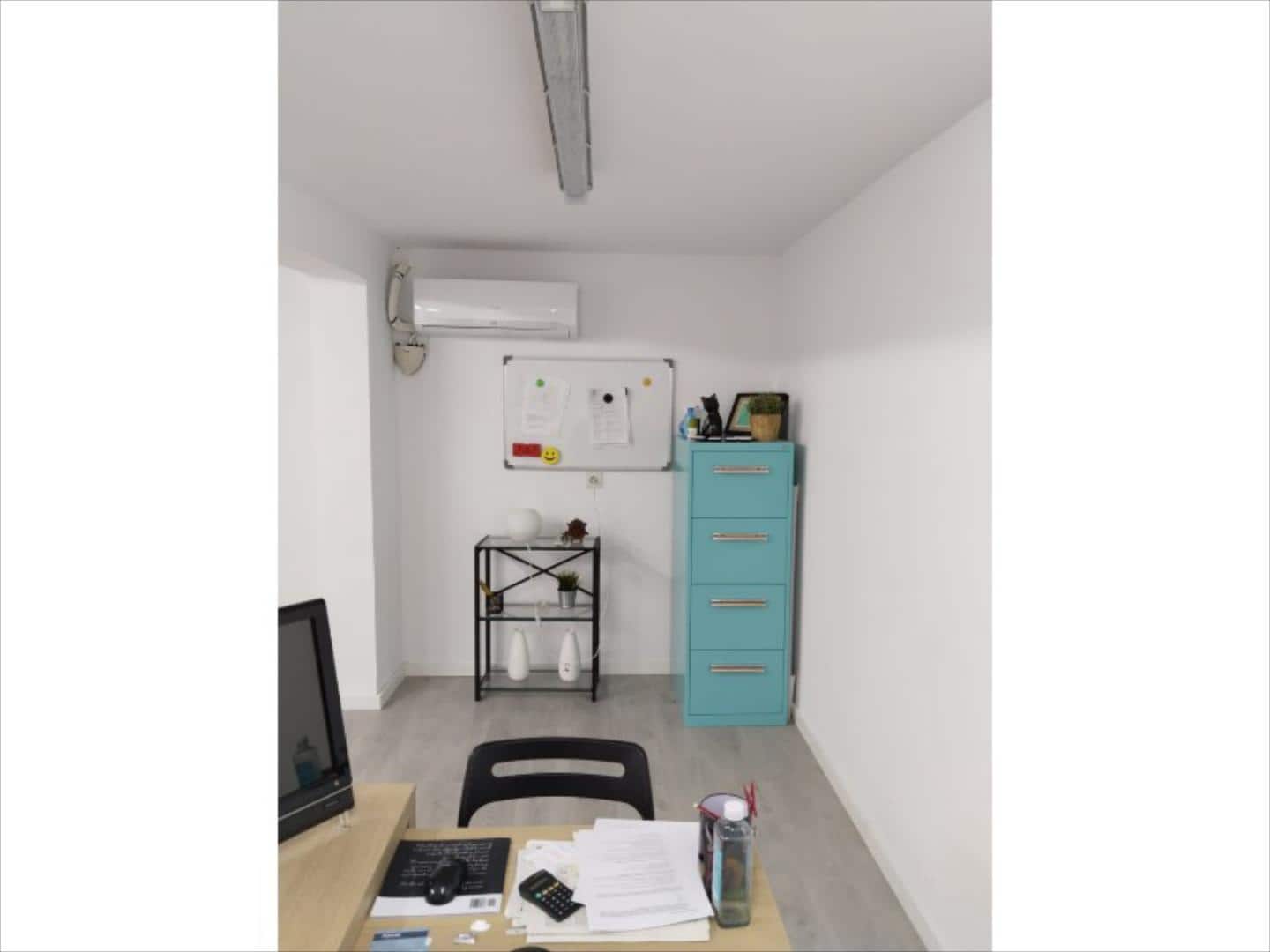 Office for sale in Alzira - € 155,000 (Ref: 9505950)