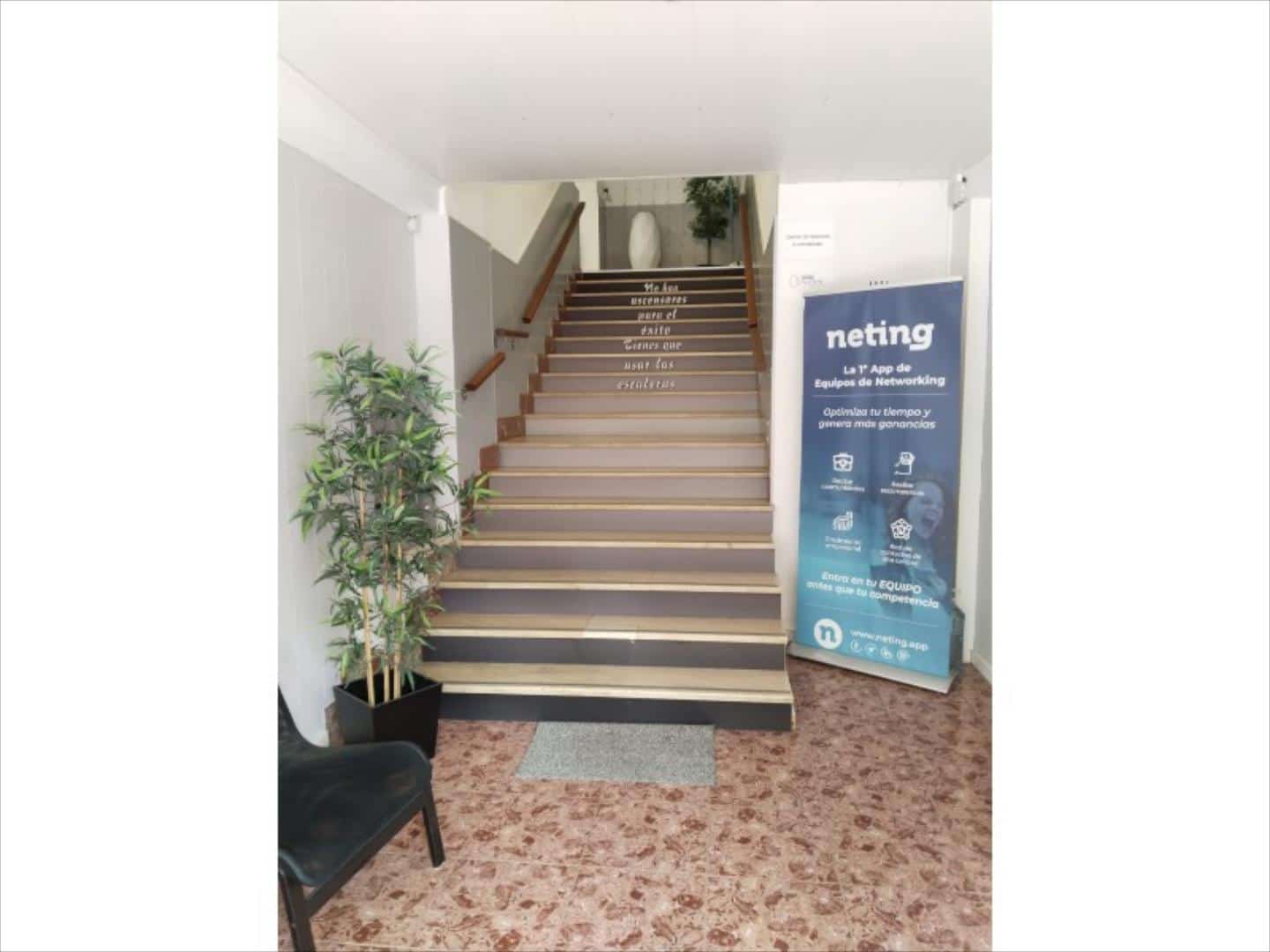 Office for sale in Alzira - € 155,000 (Ref: 9505950)